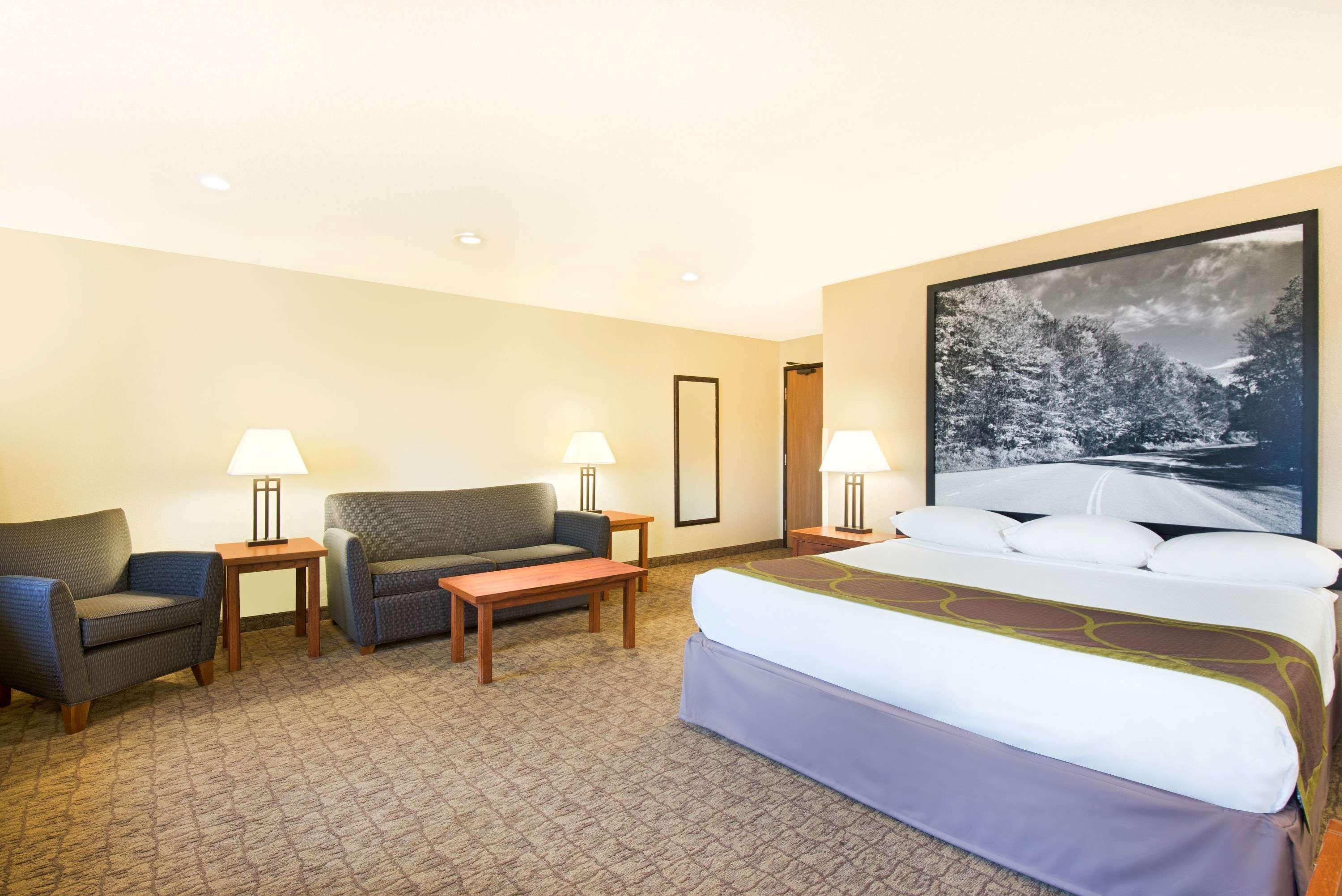 Super 8 By Wyndham Ripley Hotel Bagian luar foto