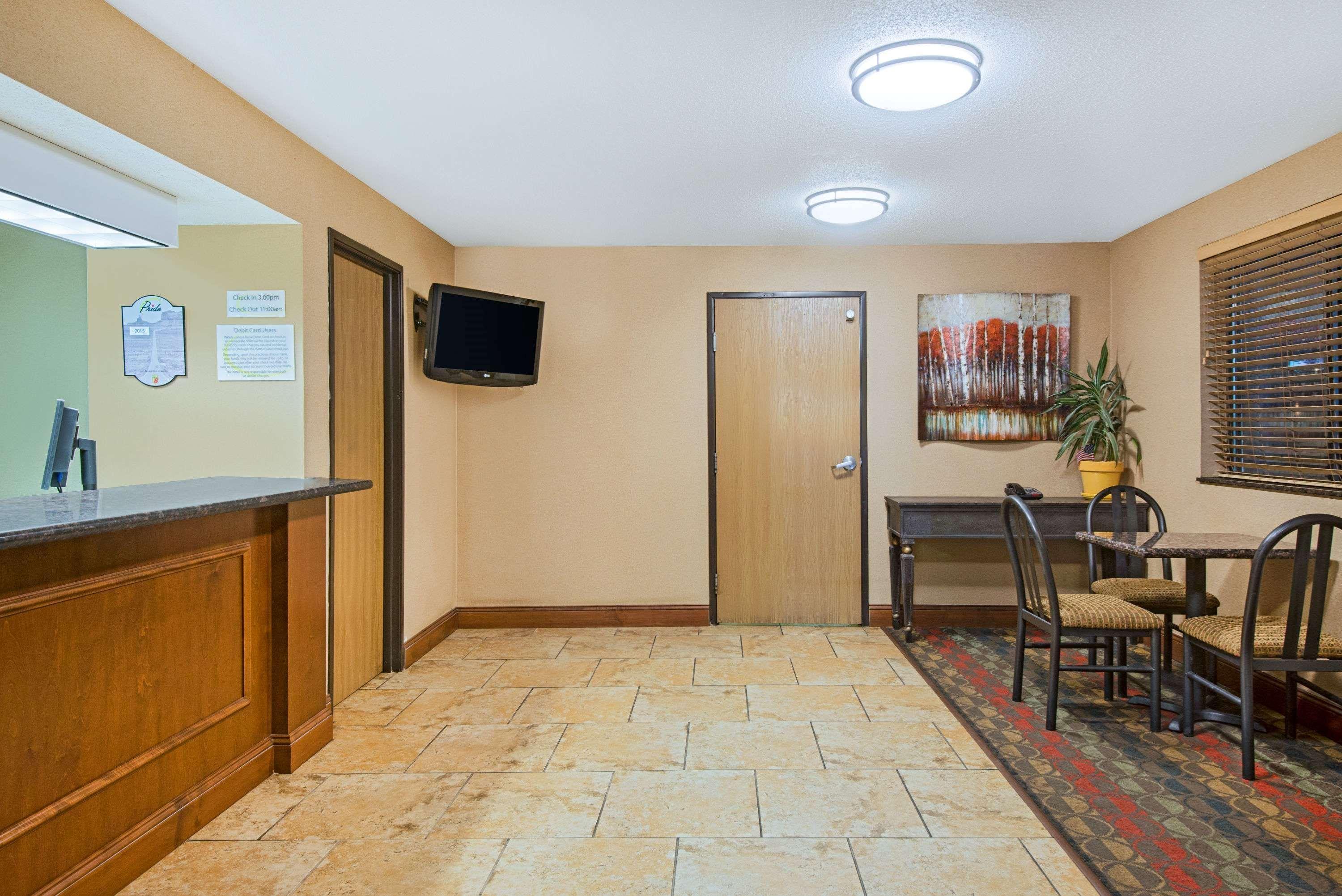 Super 8 By Wyndham Ripley Hotel Bagian luar foto